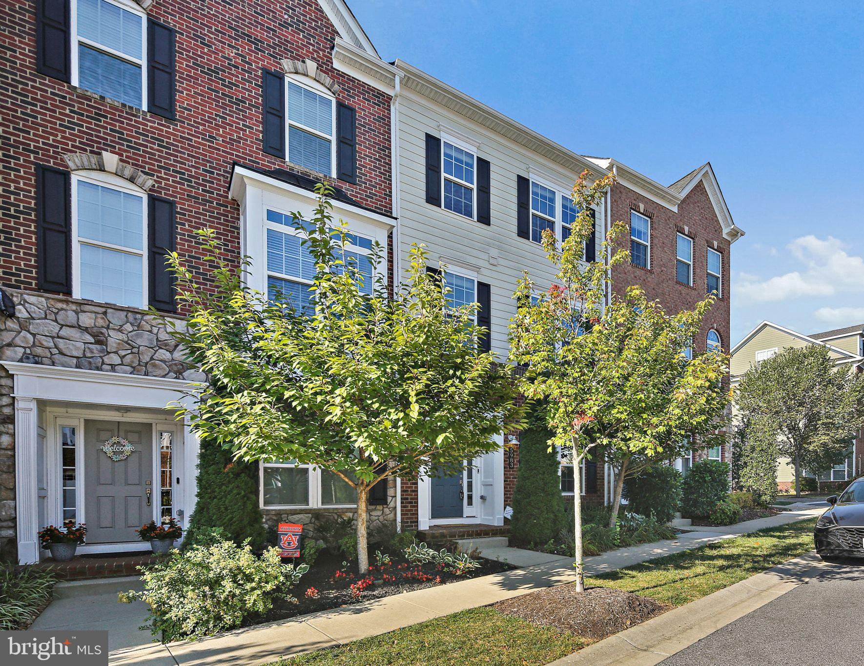 5983 GLEN WILLOW WAY