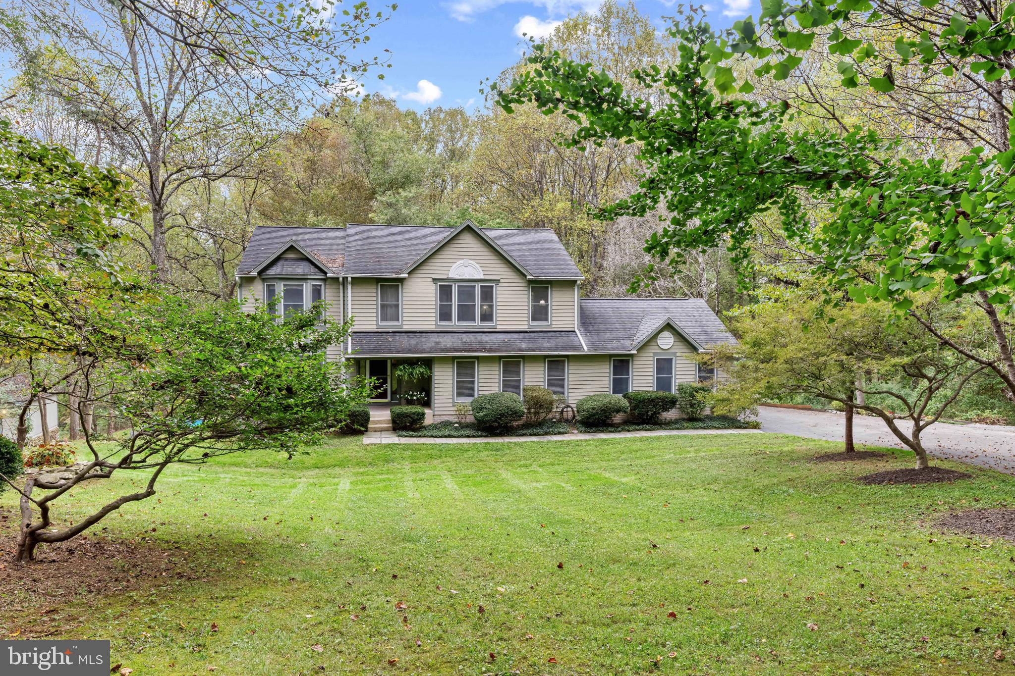 619 SIDELING COURT