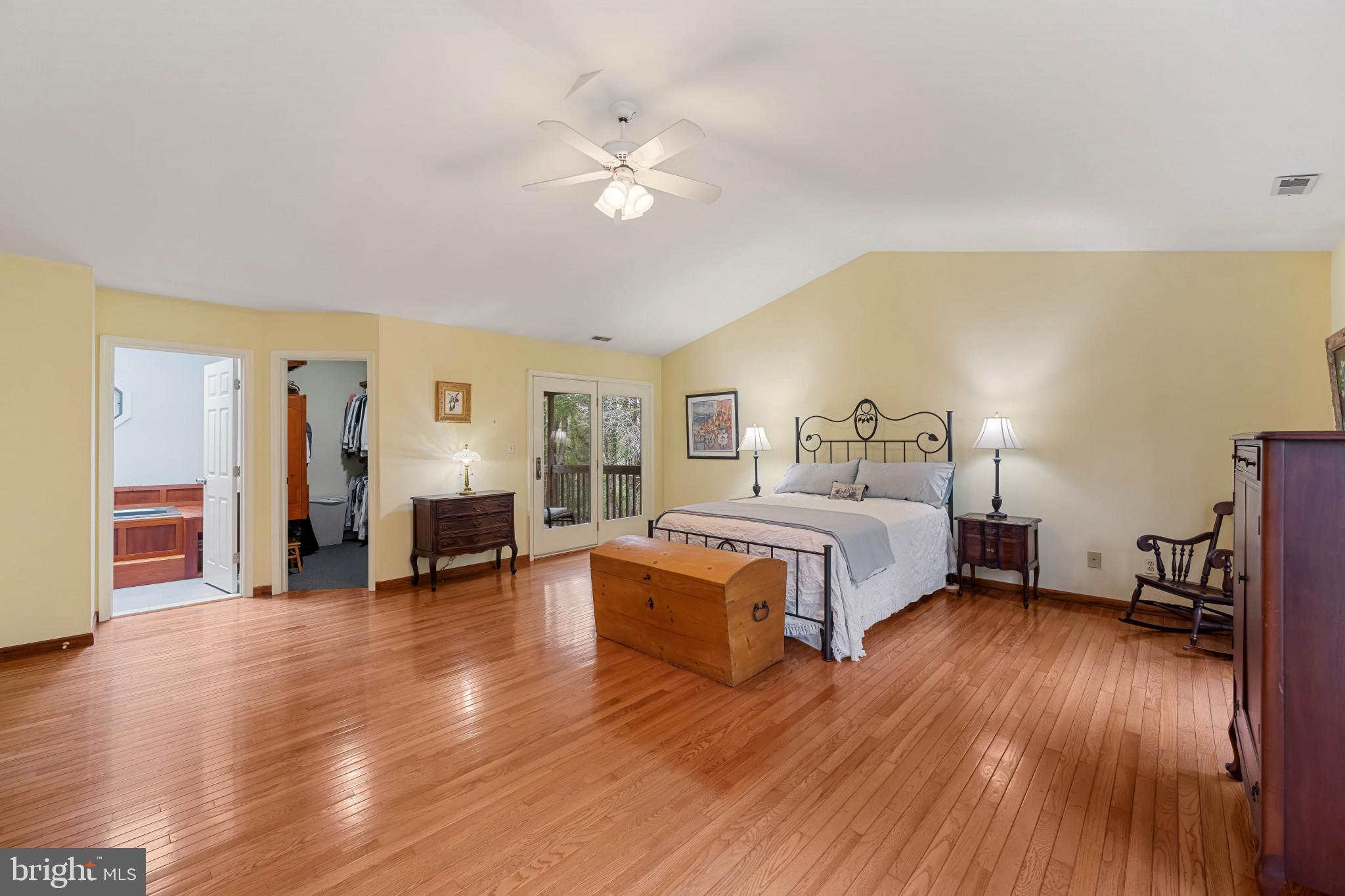 619 SIDELING COURT