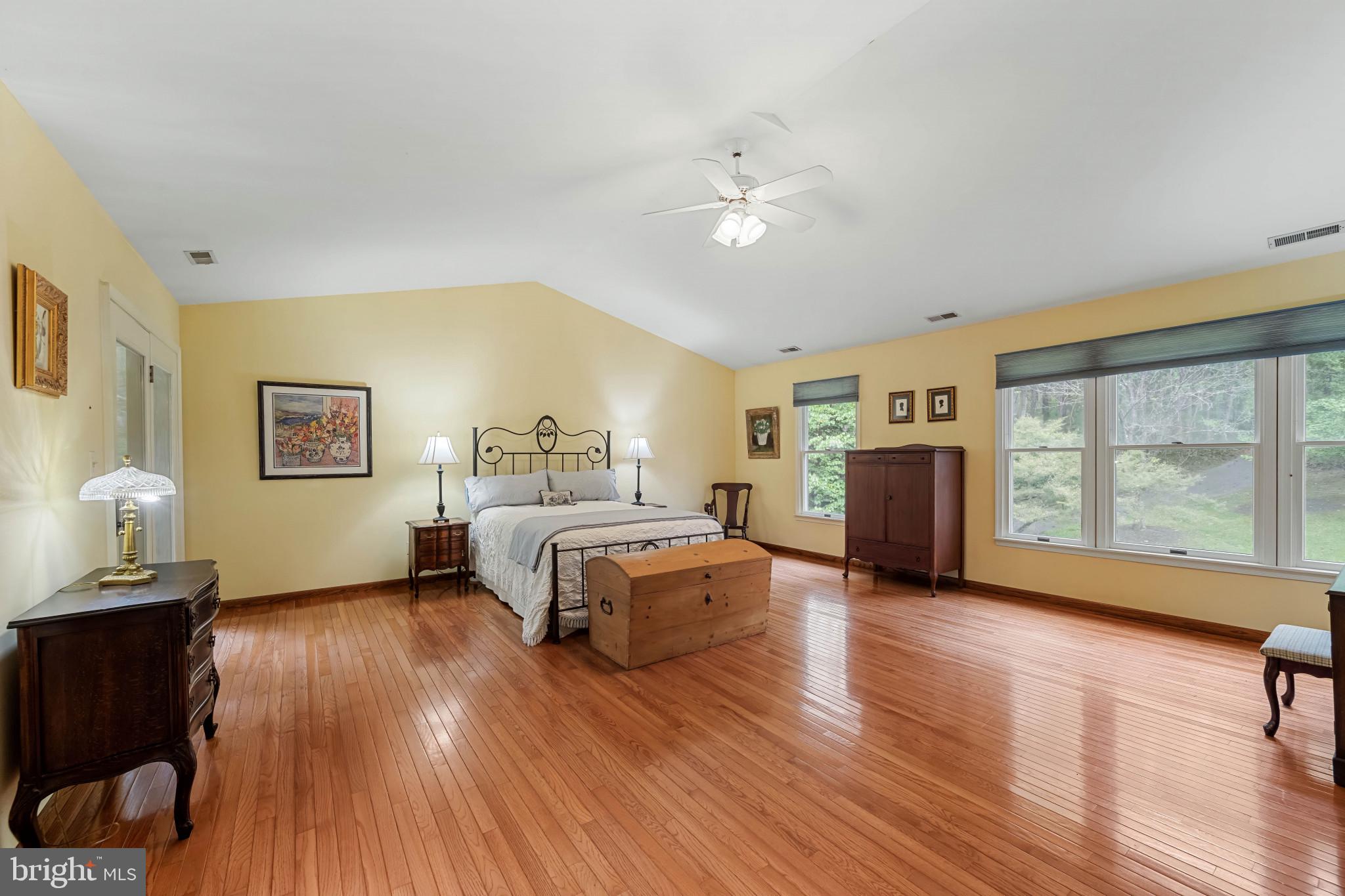 619 SIDELING COURT