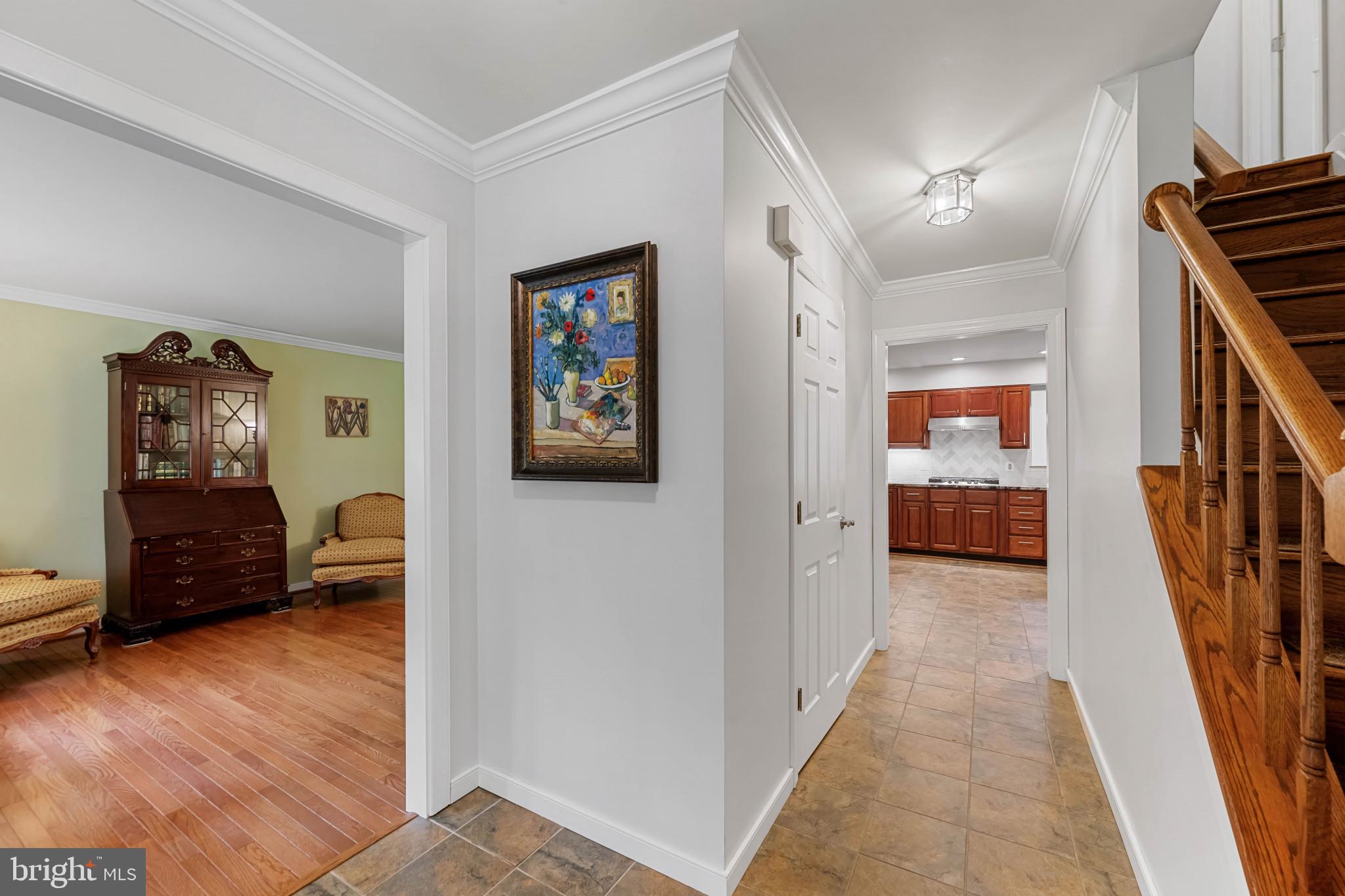619 SIDELING COURT