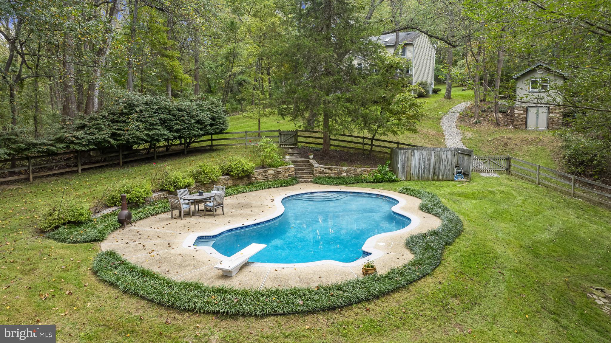 619 SIDELING COURT