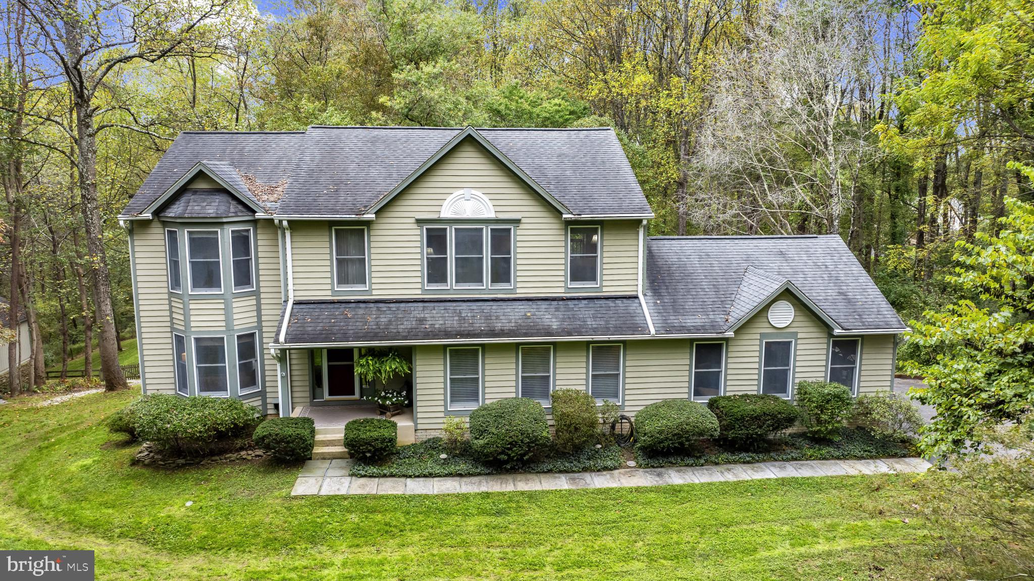 619 SIDELING COURT