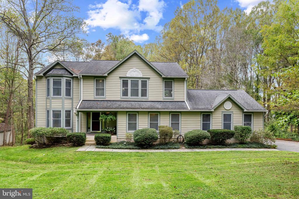 619 SIDELING COURT