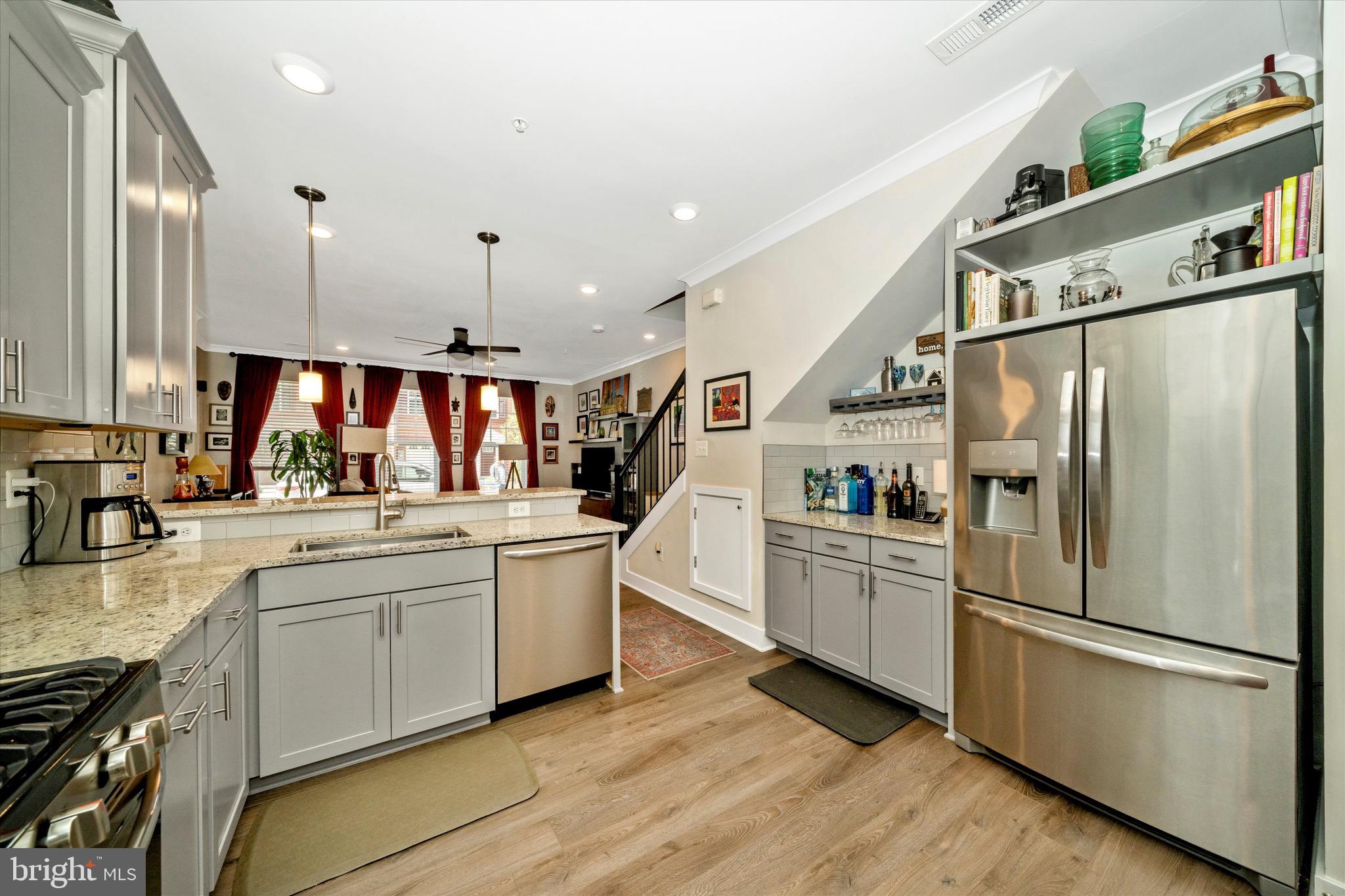 7920 POTTER PLACE B 920 B