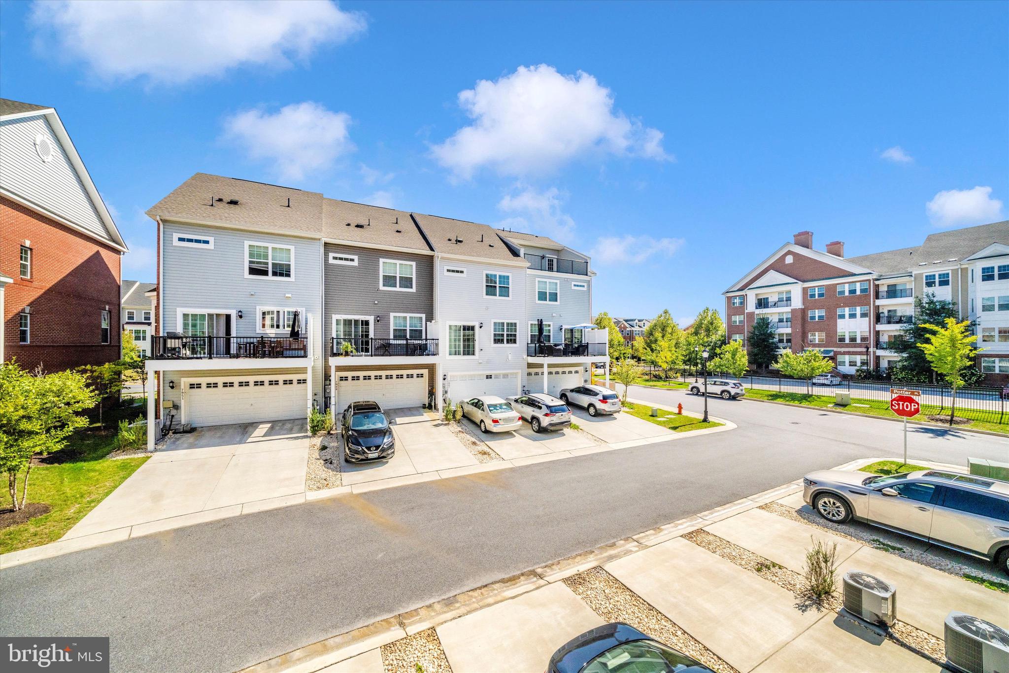 7920 POTTER PLACE B 920 B