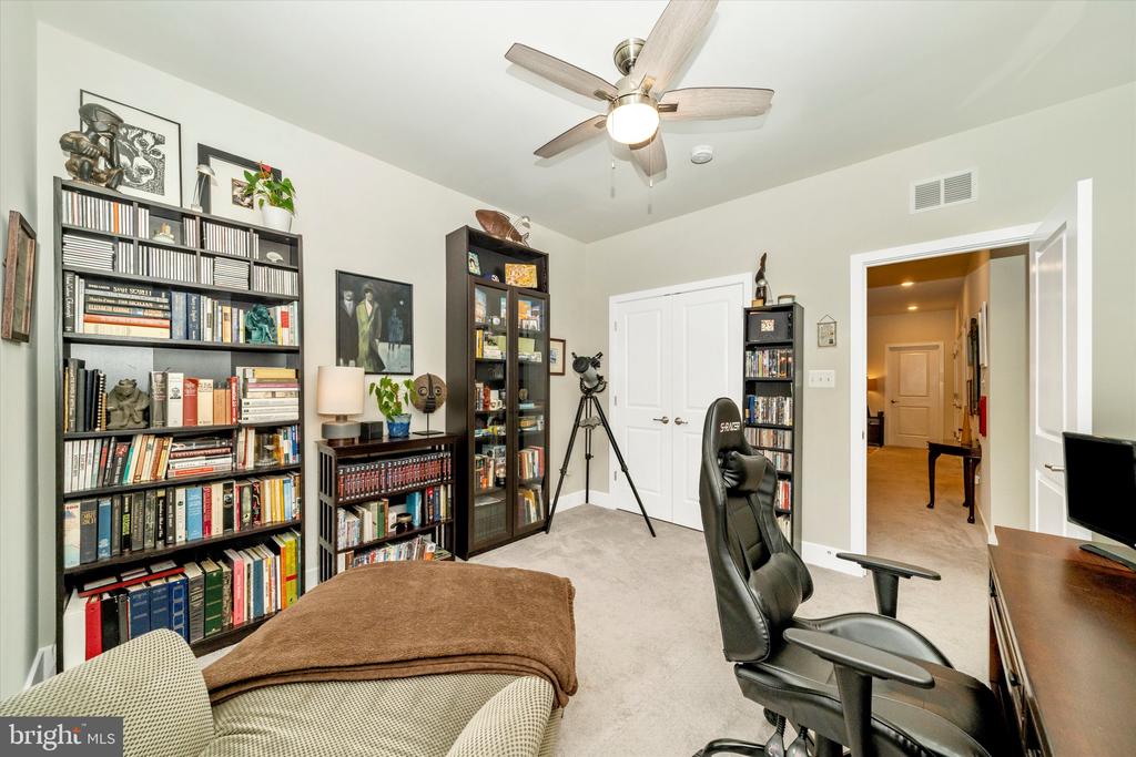 7920 POTTER PLACE B 920 B