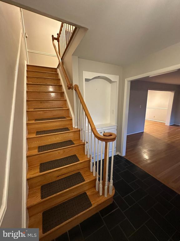 10336 BURNSIDE DRIVE