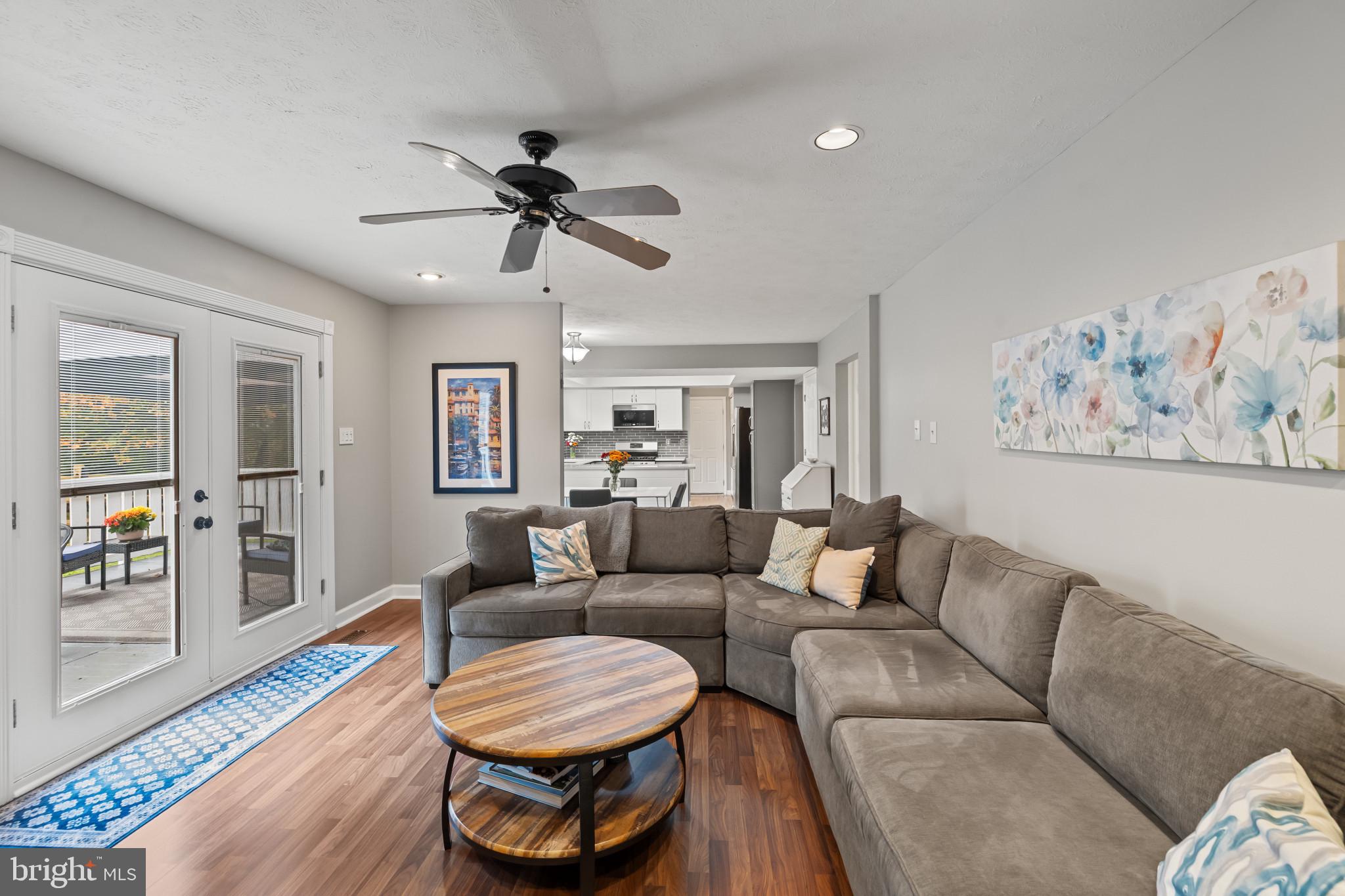 8611 MEADOWSWEET COURT