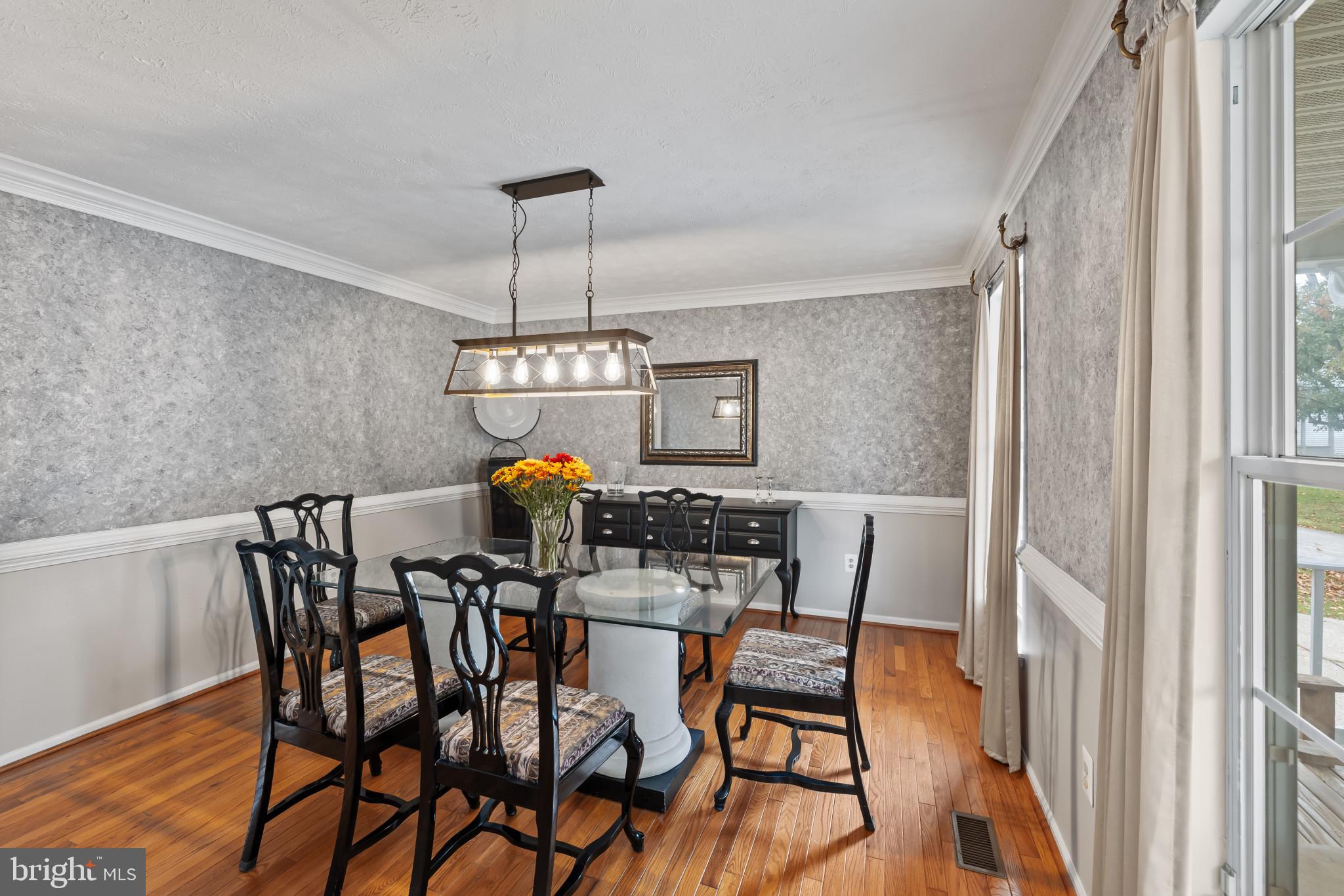 8611 MEADOWSWEET COURT