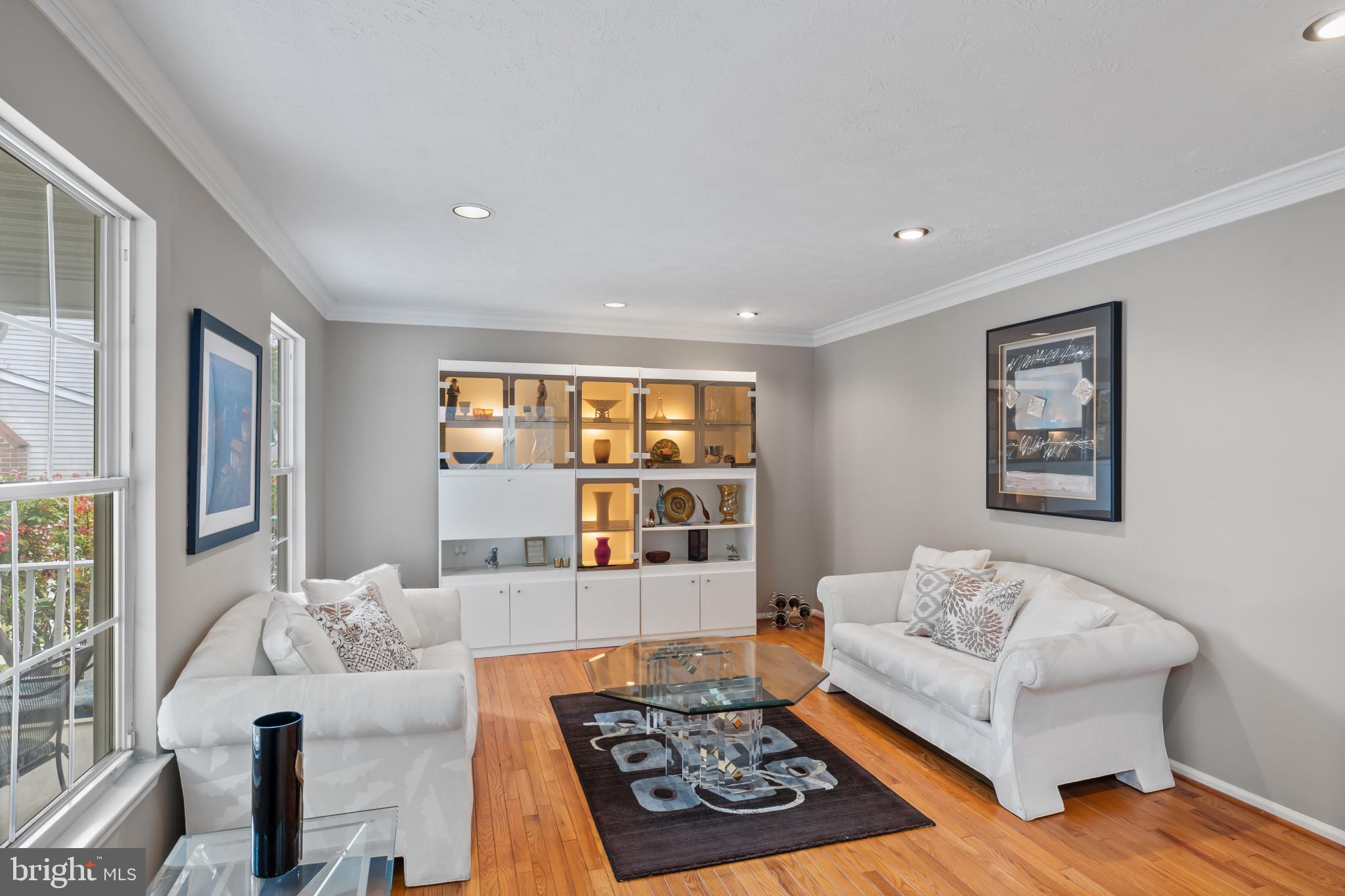 8611 MEADOWSWEET COURT