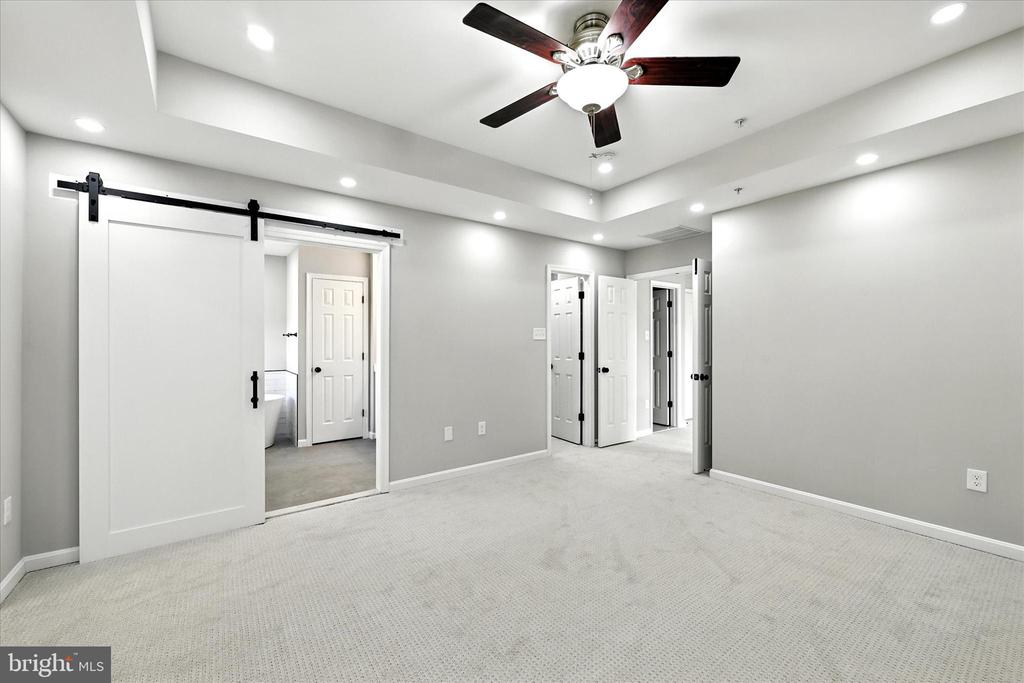 9828 SNOW BIRD LANE