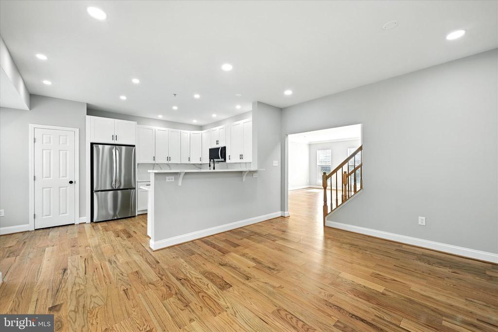 9828 SNOW BIRD LANE