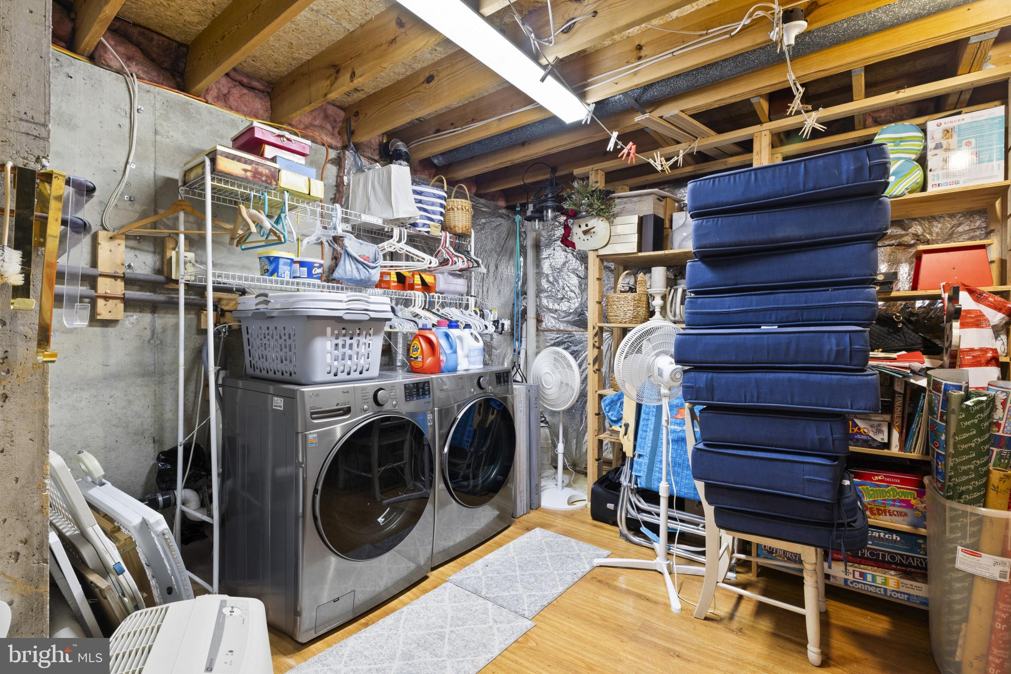 6727 BURNBRIDGE HUNT COURT