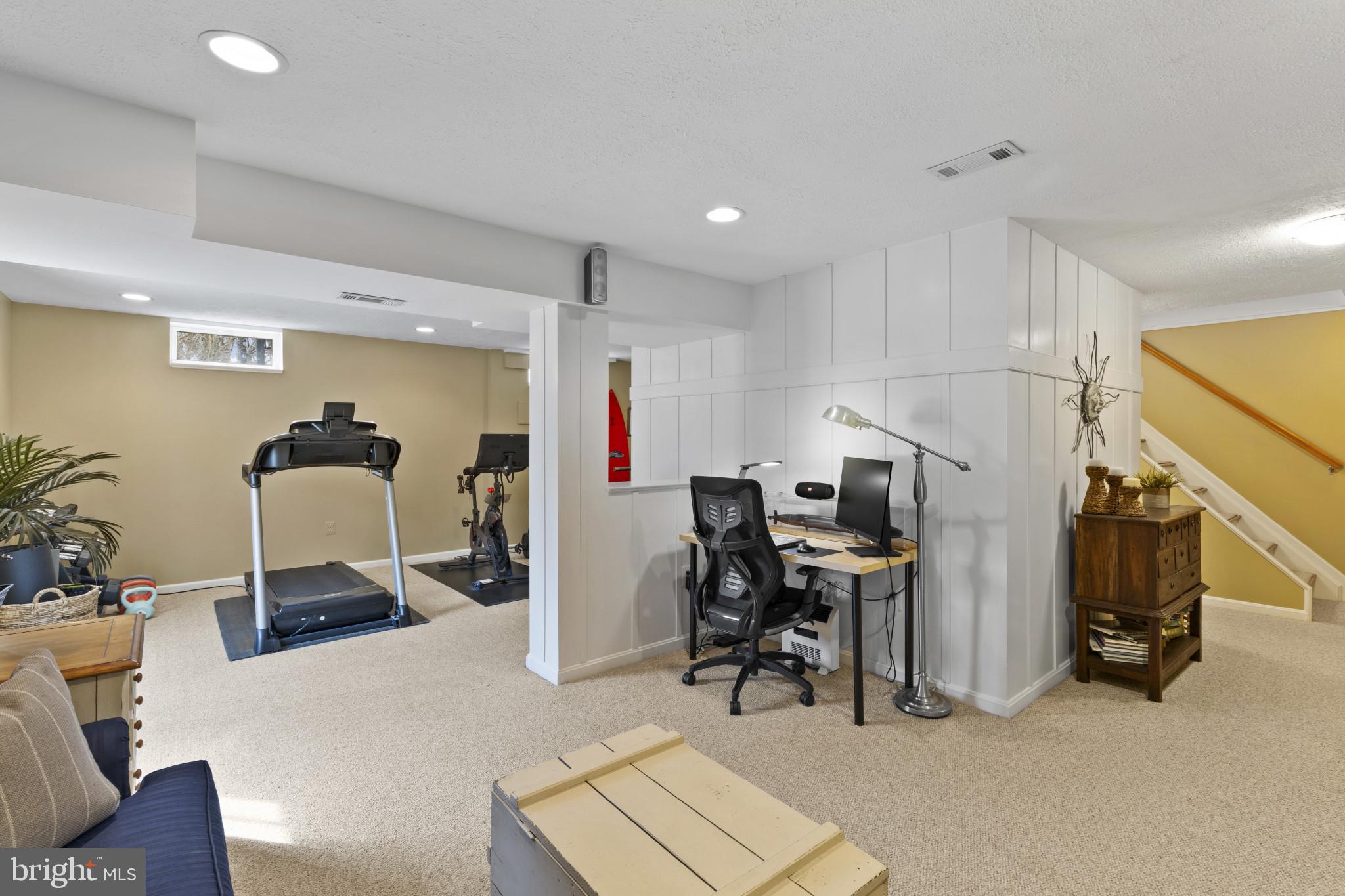 6727 BURNBRIDGE HUNT COURT