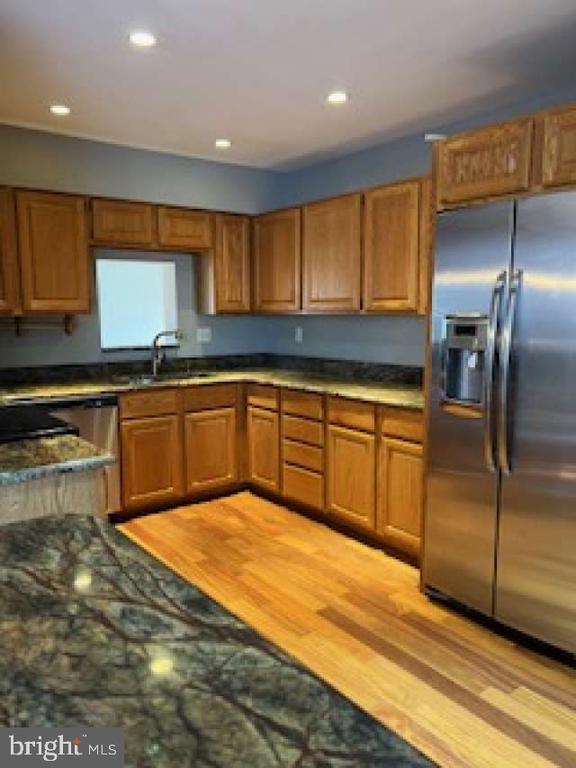 8015 BRIGHTWOOD COURT