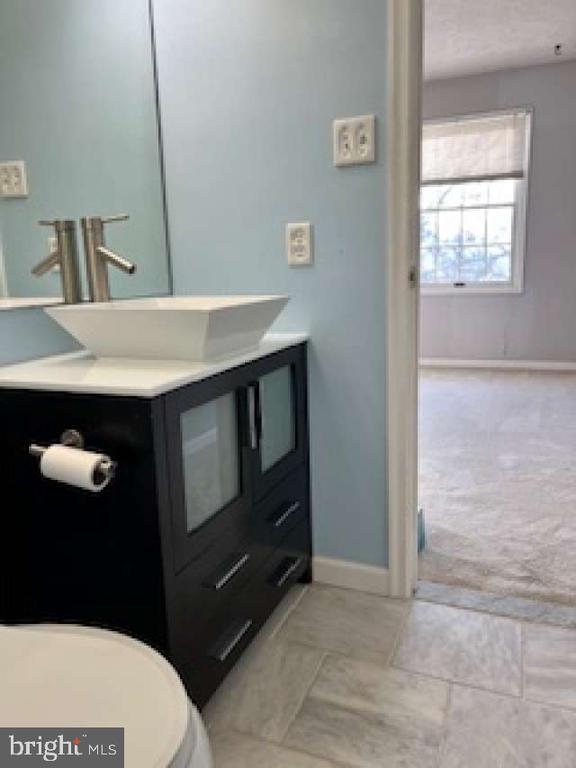 8015 BRIGHTWOOD COURT