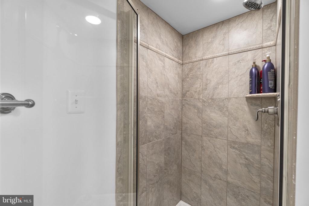 10202 SUNWAY TERRACE