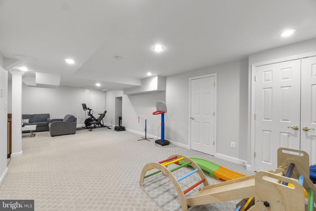 10202 SUNWAY TERRACE