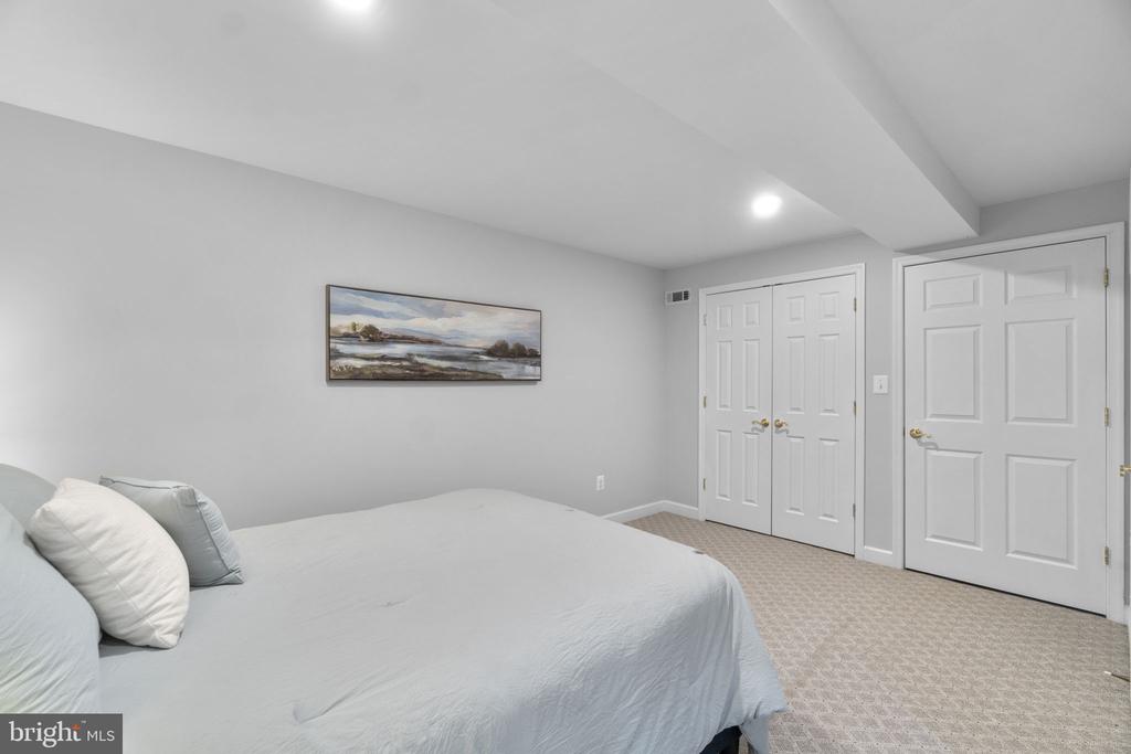10202 SUNWAY TERRACE