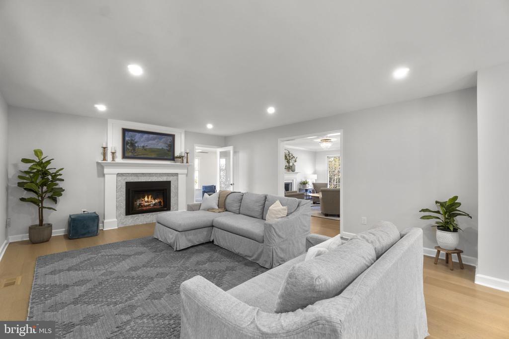 10202 SUNWAY TERRACE