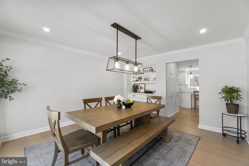 10202 SUNWAY TERRACE