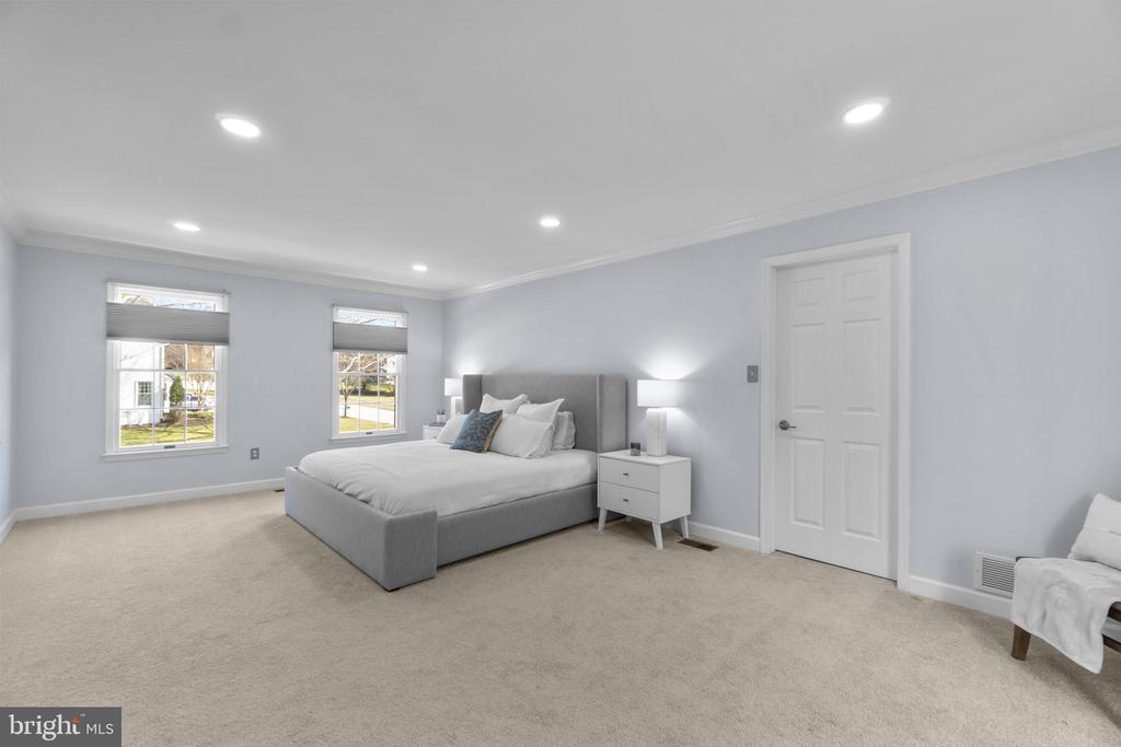 10202 SUNWAY TERRACE