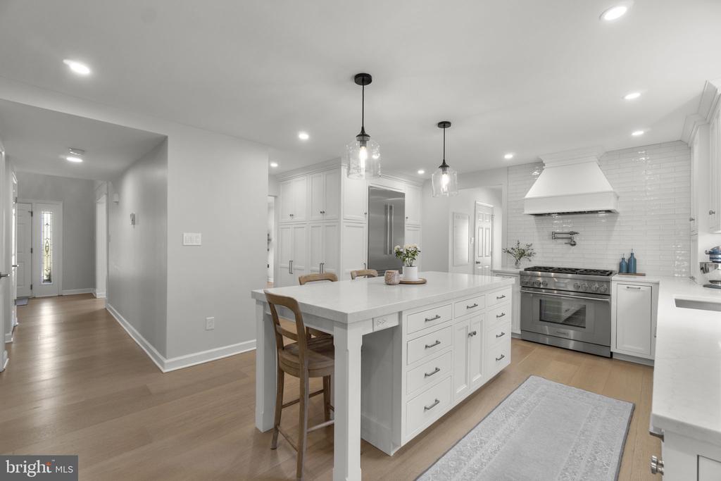 10202 SUNWAY TERRACE
