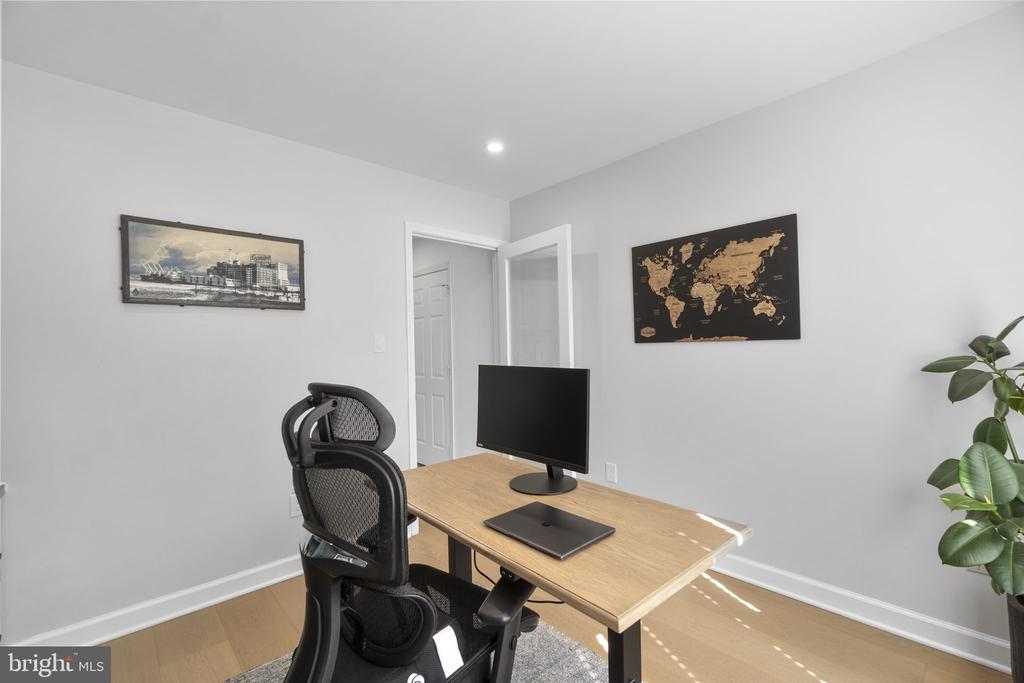 10202 SUNWAY TERRACE