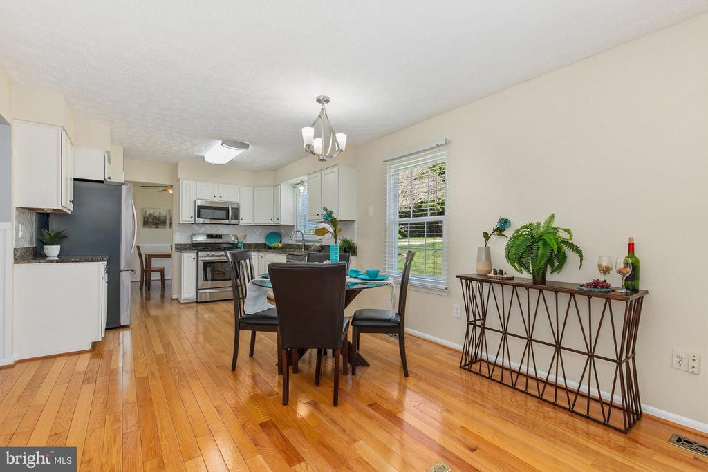 6465 WESLEY LANE