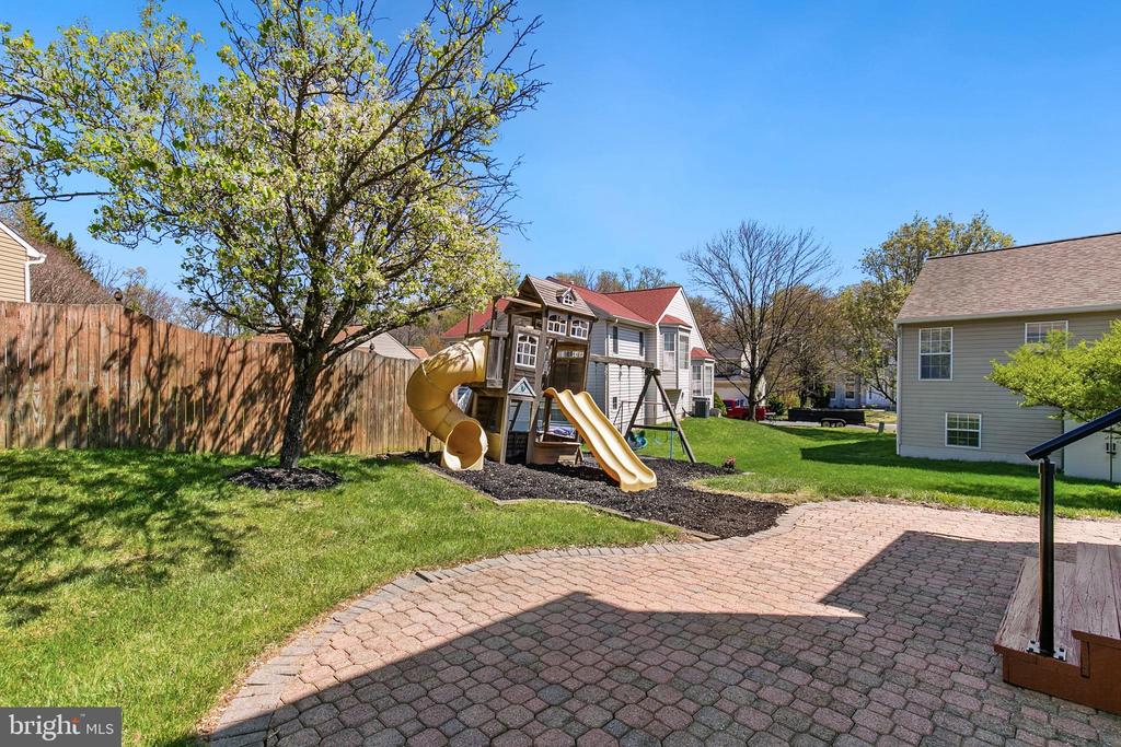 6465 WESLEY LANE
