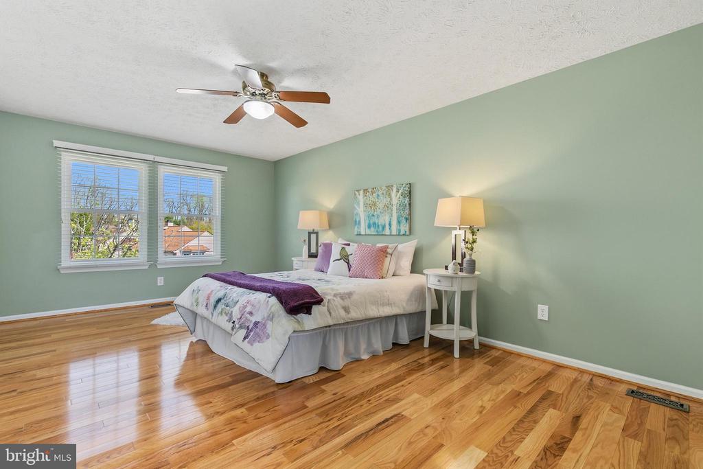 6465 WESLEY LANE