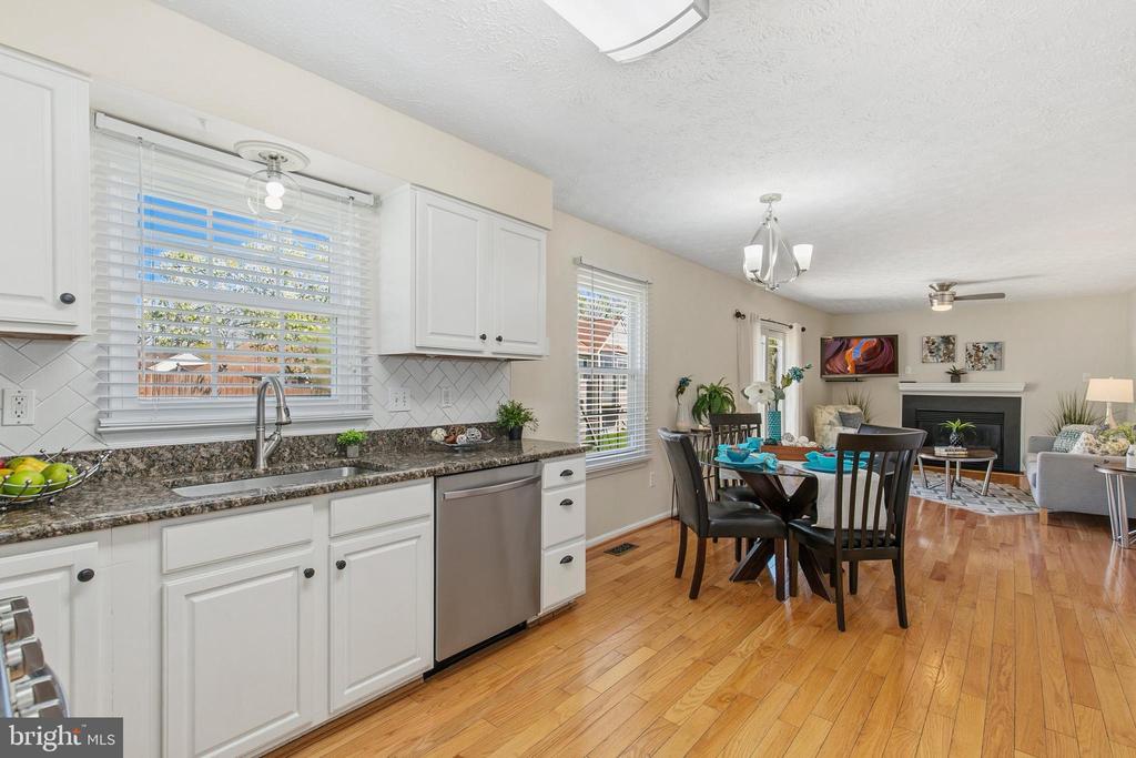 6465 WESLEY LANE