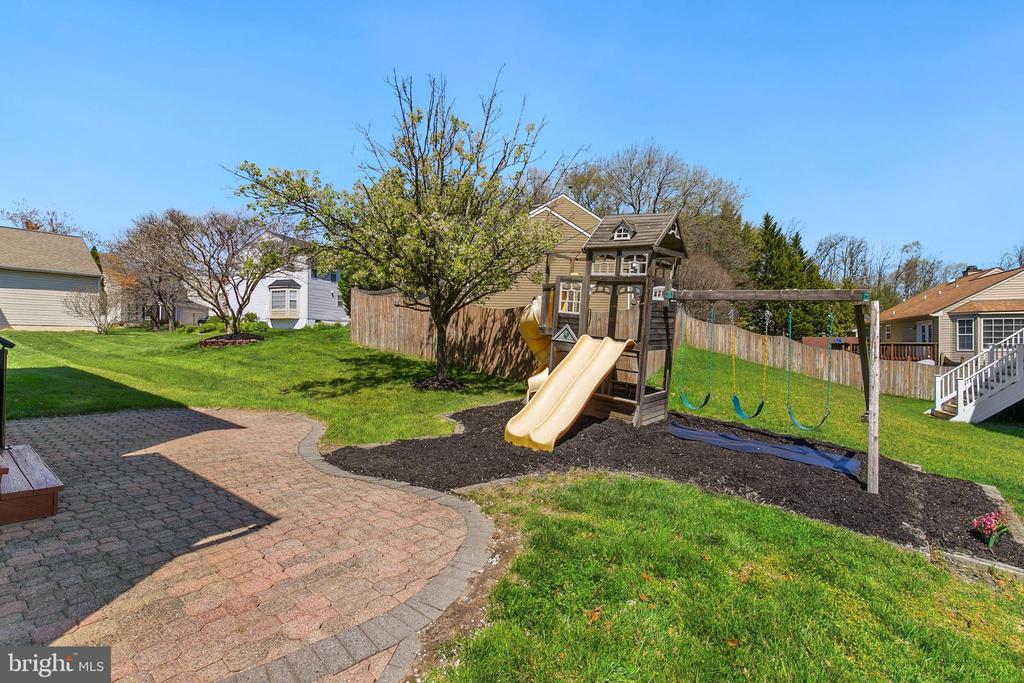 6465 WESLEY LANE