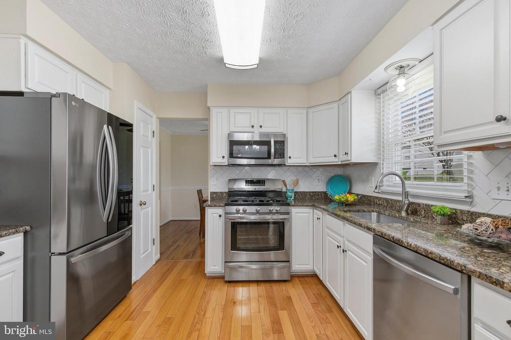 6465 WESLEY LANE