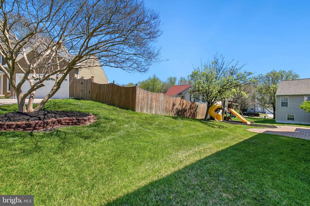 6465 WESLEY LANE