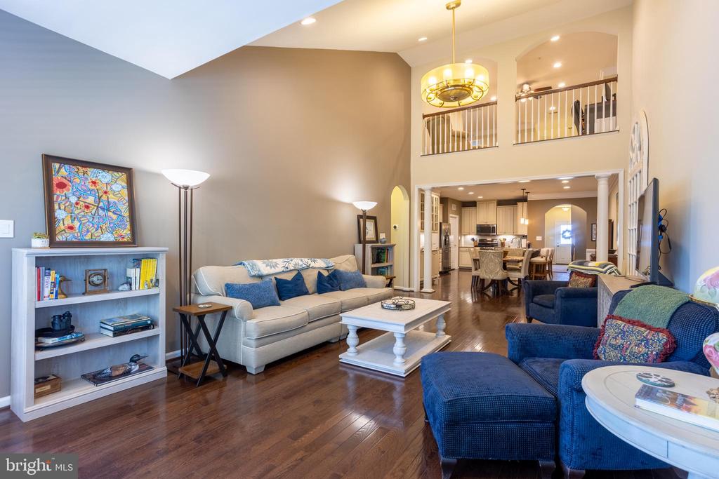 6486 PARK FOREST CIRCLE