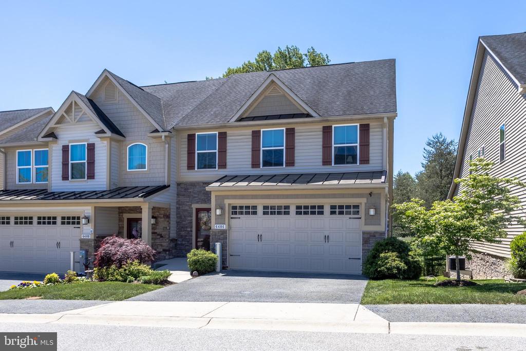 6486 PARK FOREST CIRCLE