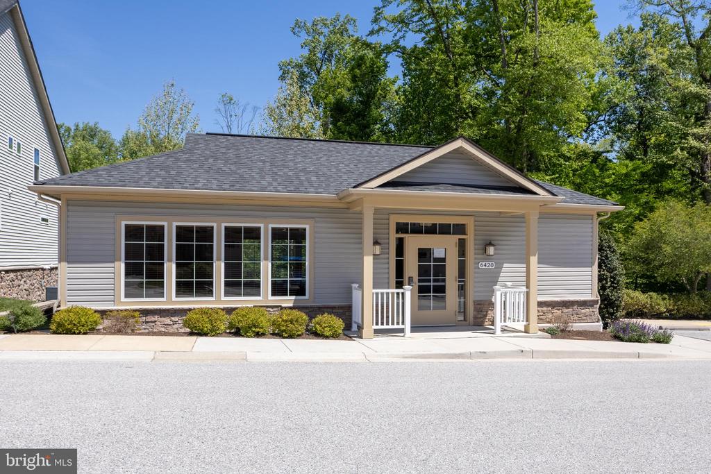 6486 PARK FOREST CIRCLE
