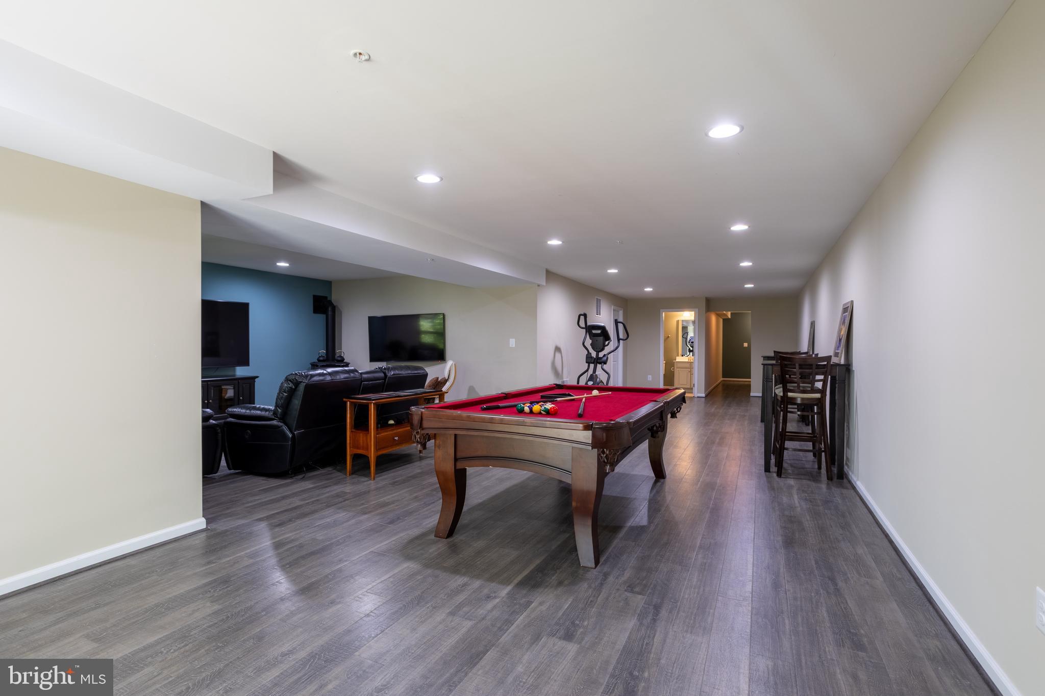 6486 PARK FOREST CIRCLE