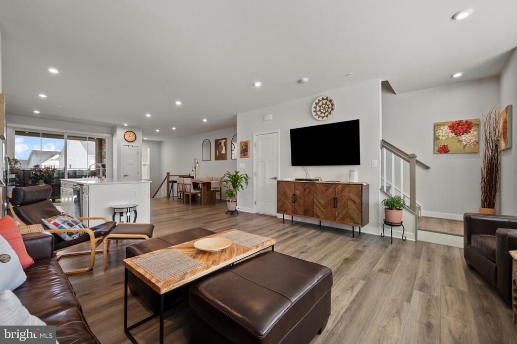 7304 ISABELLA ROAD