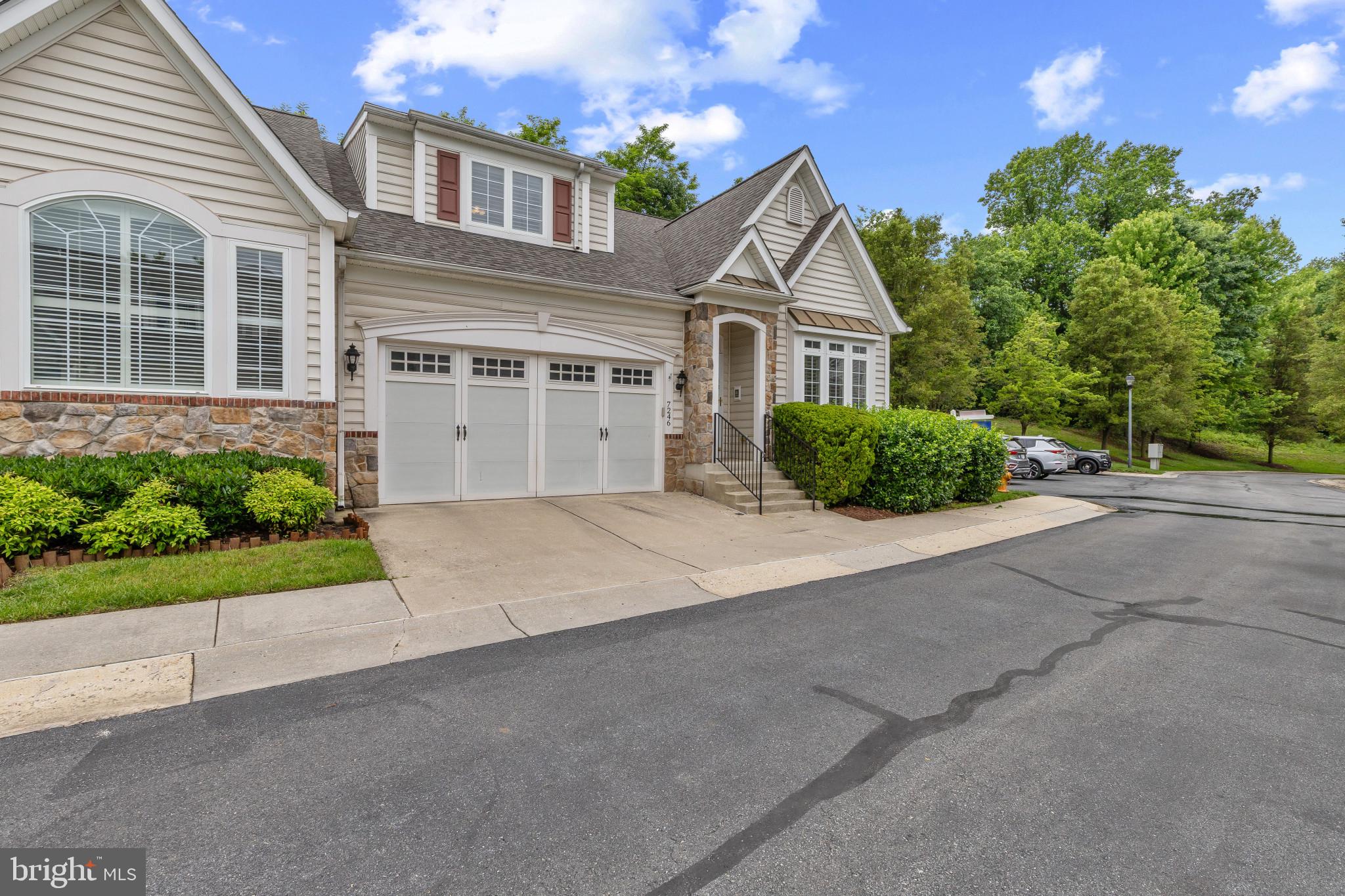 7246 PEBBLE CREEK DRIVE 25