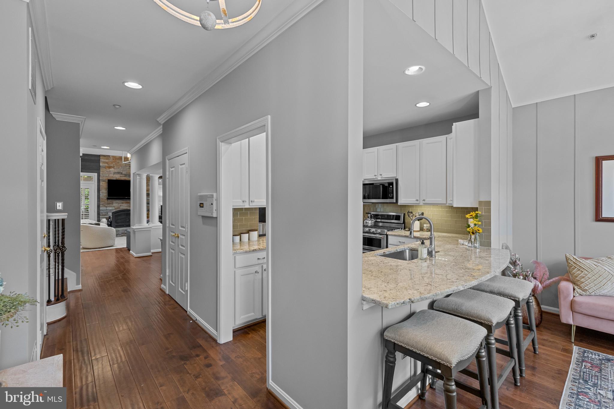 7246 PEBBLE CREEK DRIVE 25