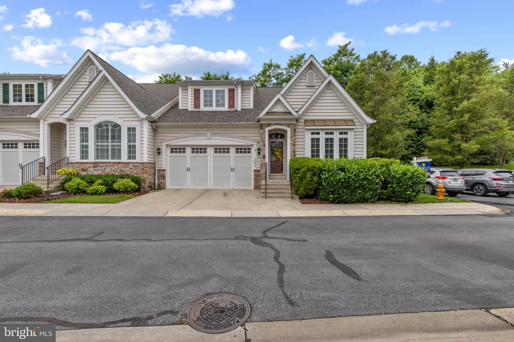 7246 PEBBLE CREEK DRIVE 25