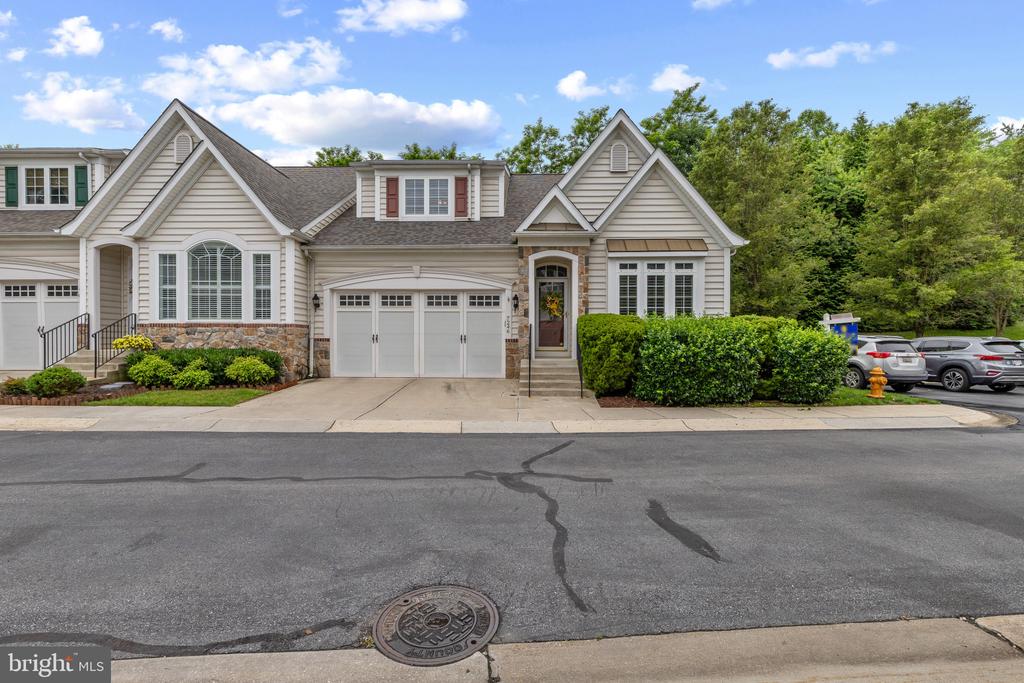 7246 PEBBLE CREEK DRIVE 25