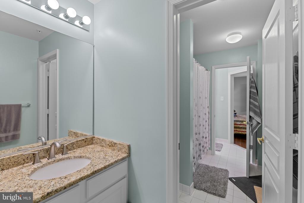 7246 PEBBLE CREEK DRIVE 25