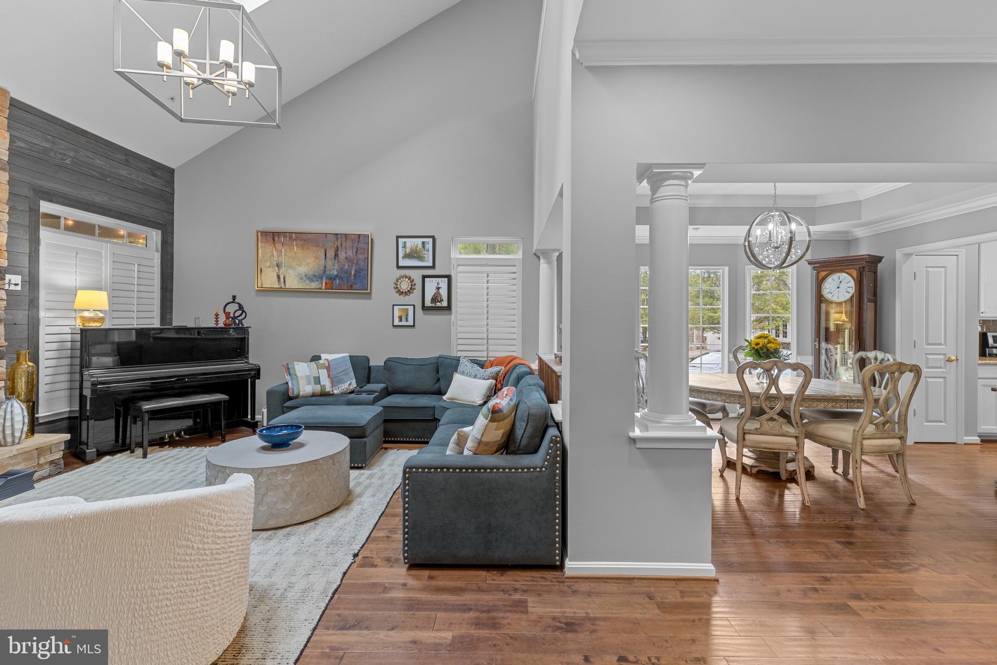7246 PEBBLE CREEK DRIVE 25