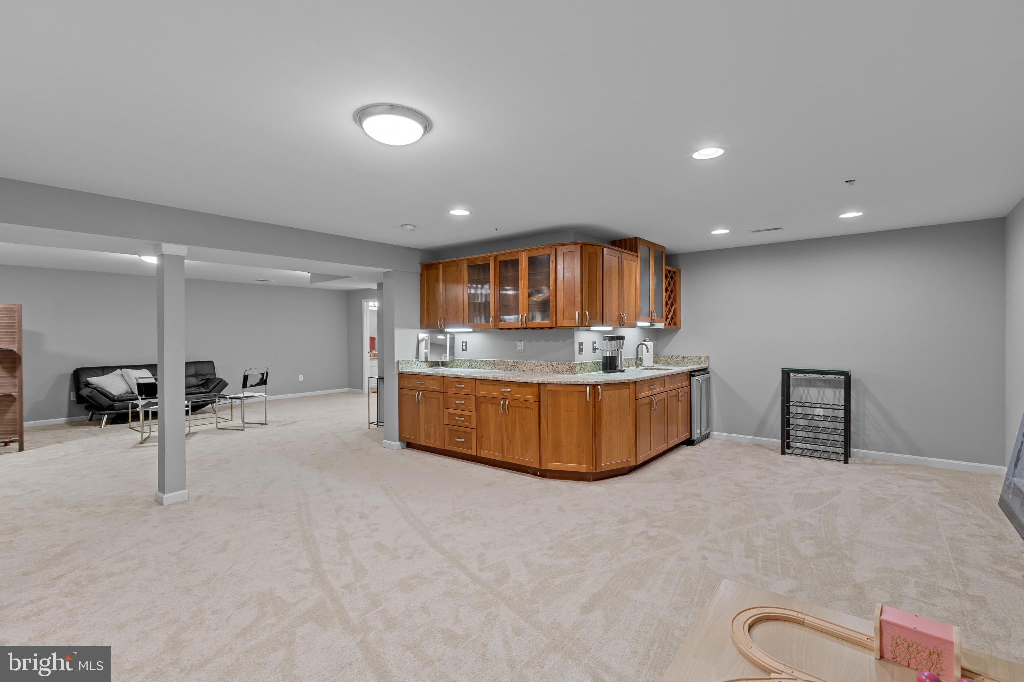 7246 PEBBLE CREEK DRIVE 25
