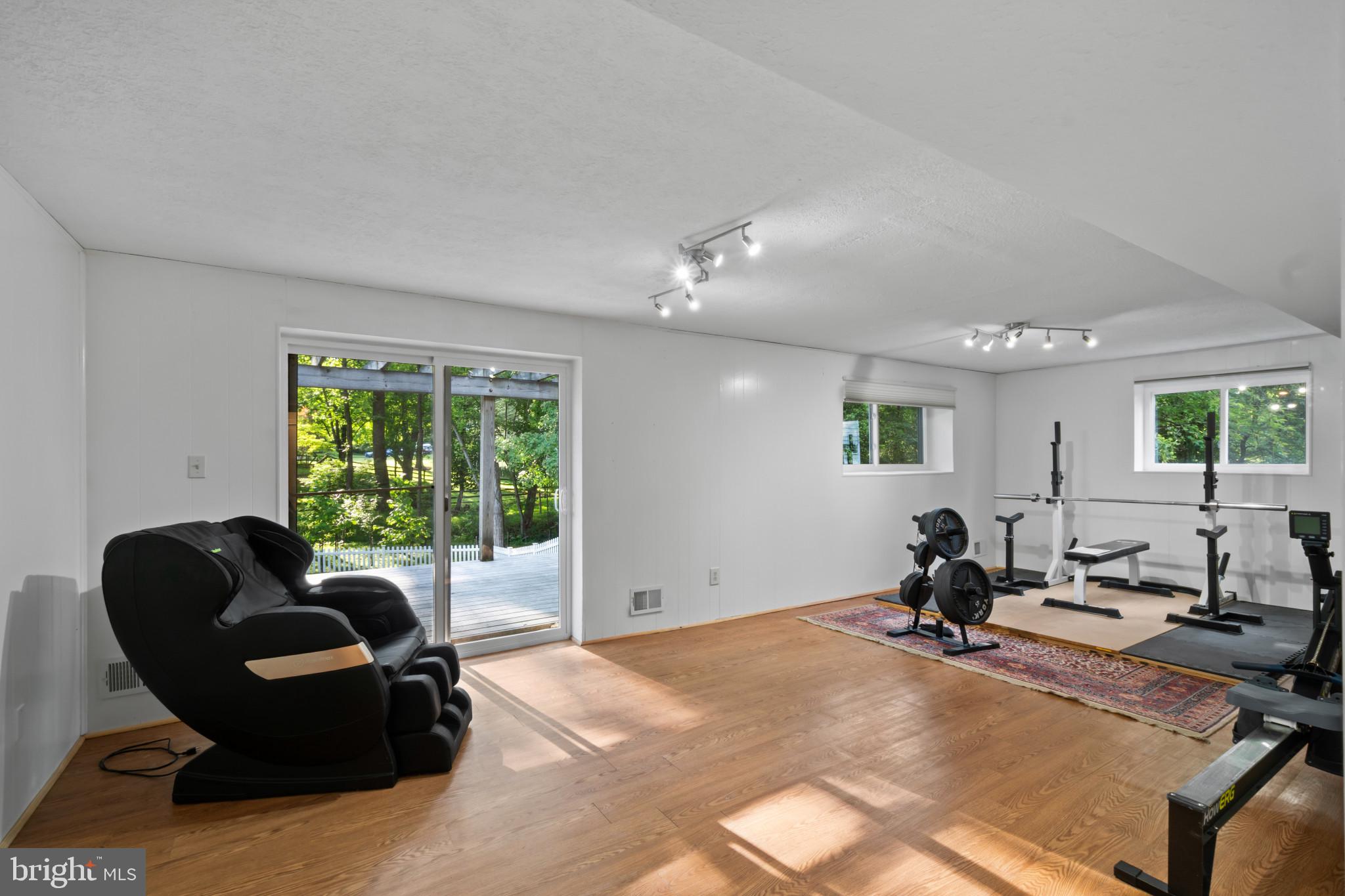 3738 CROSS BOW COURT