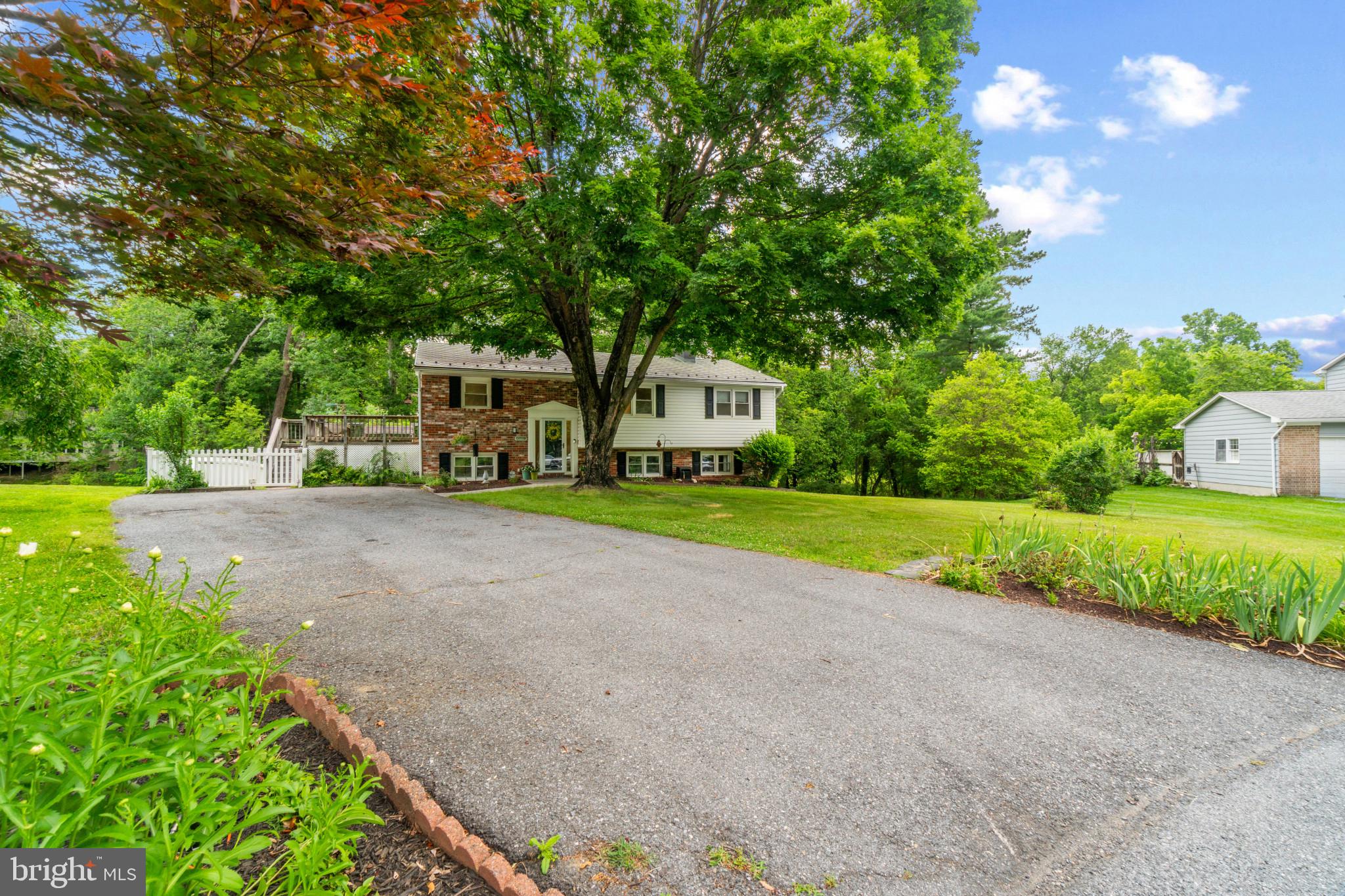 3738 CROSS BOW COURT